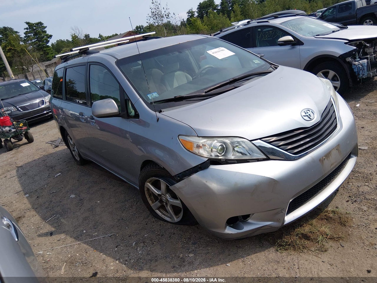 5TDKK3DC0BS****** · 2011 TOYOTA SIENNA LE V6