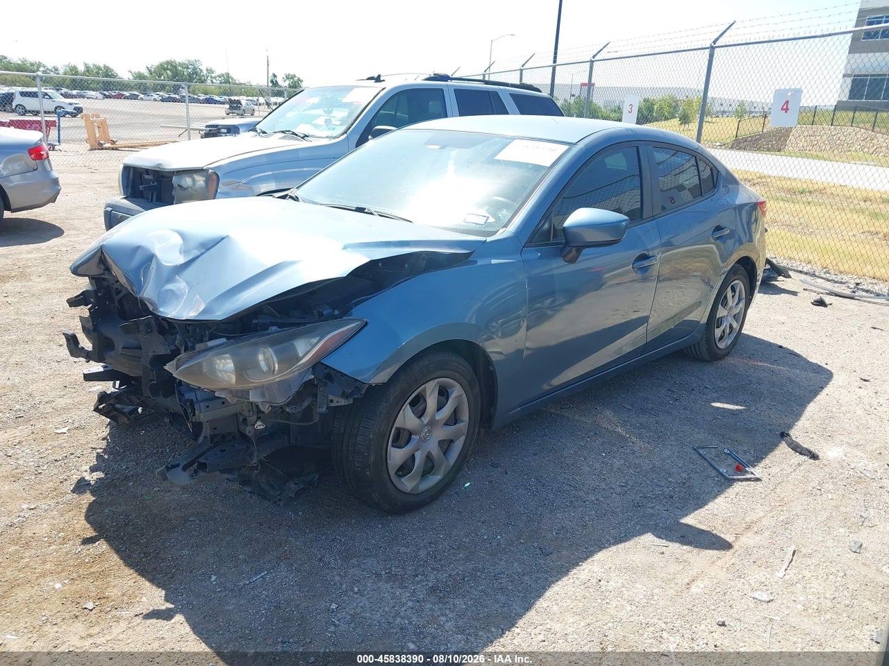 2015 MAZDA MAZDA3 I SPORT · 2/7
