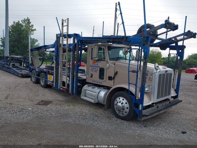 2016 PETERBILT 365