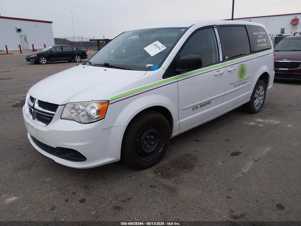 2017 DODGE GRAND CARAVAN SE · 2/11