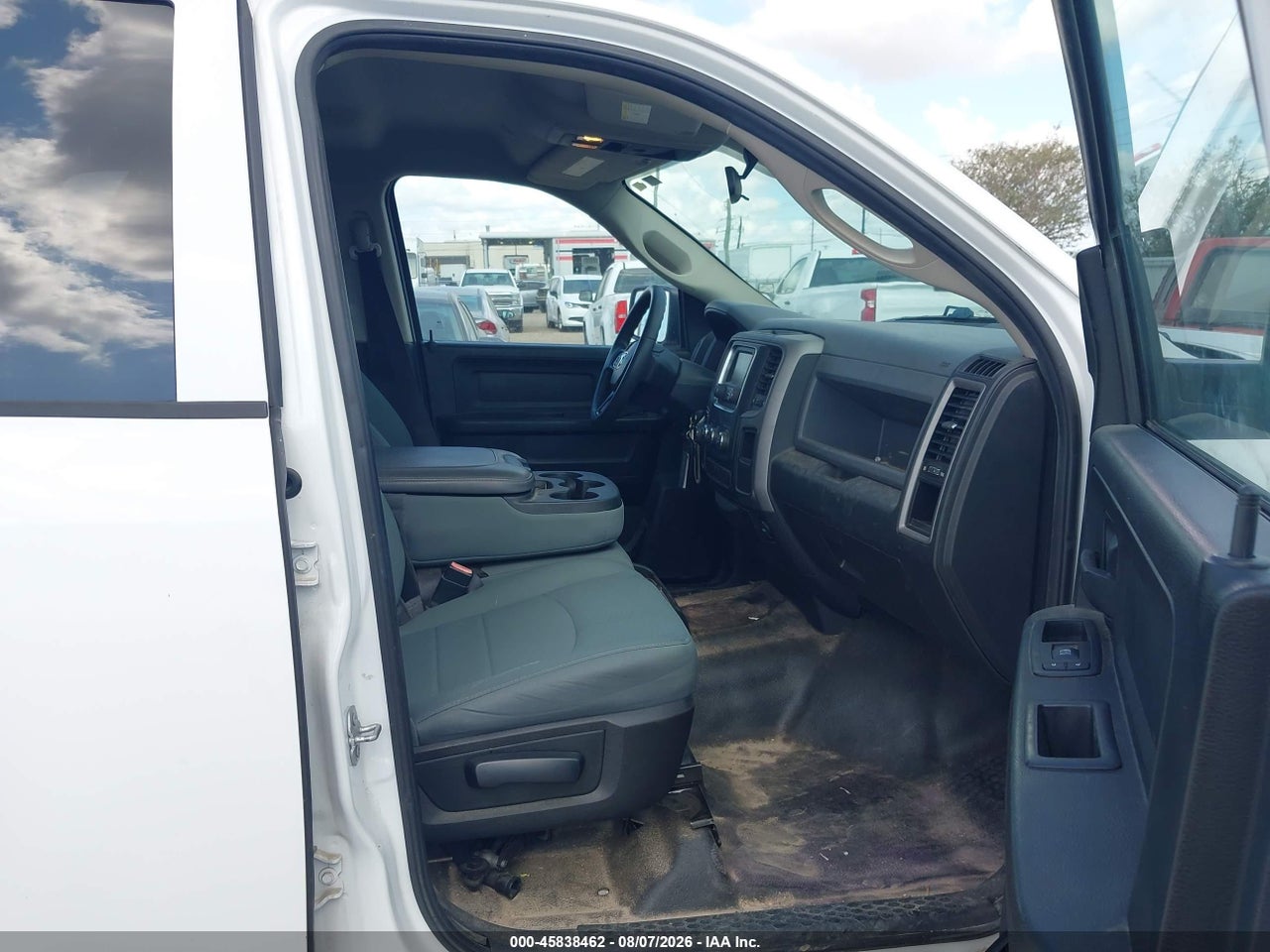 2018 RAM 1500 TRADESMAN  4X2 5'7 BOX · 5/11