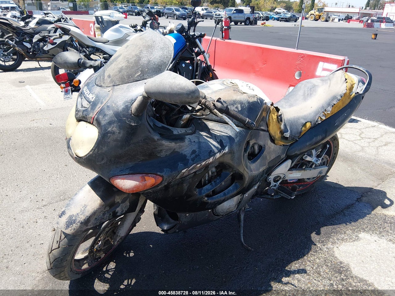 2001 SUZUKI GSX750 F · 2/11