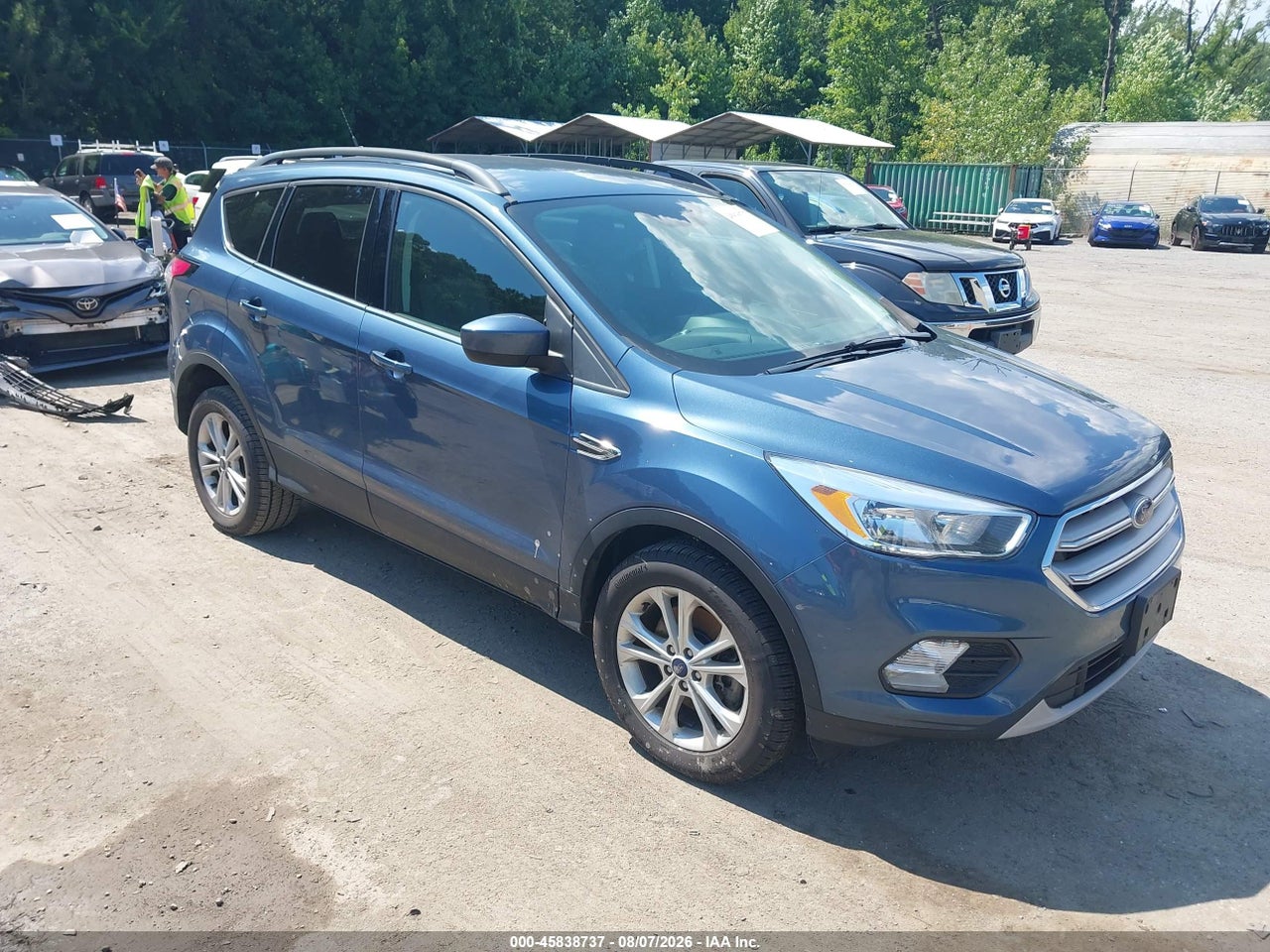 1FMCU9GD9JU****** · 2018 FORD ESCAPE SE