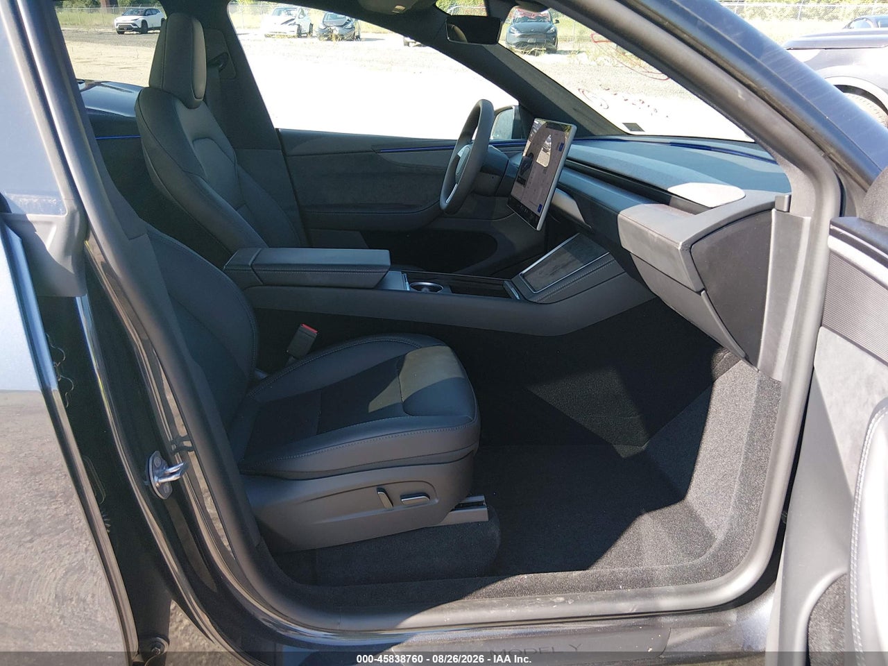 2026 TESLA MODEL Y · 5/9