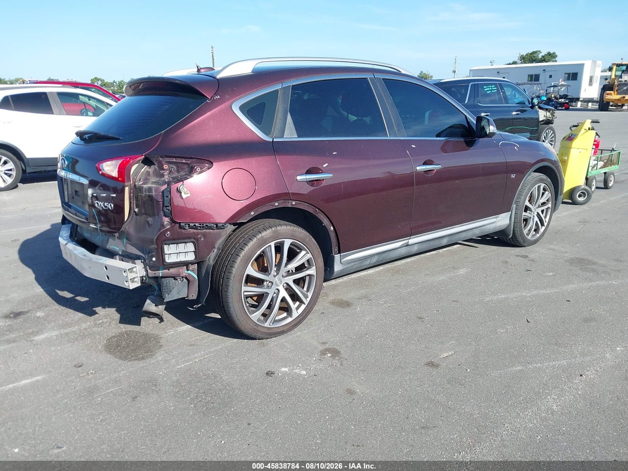 2016 INFINITI QX50 · 4/11