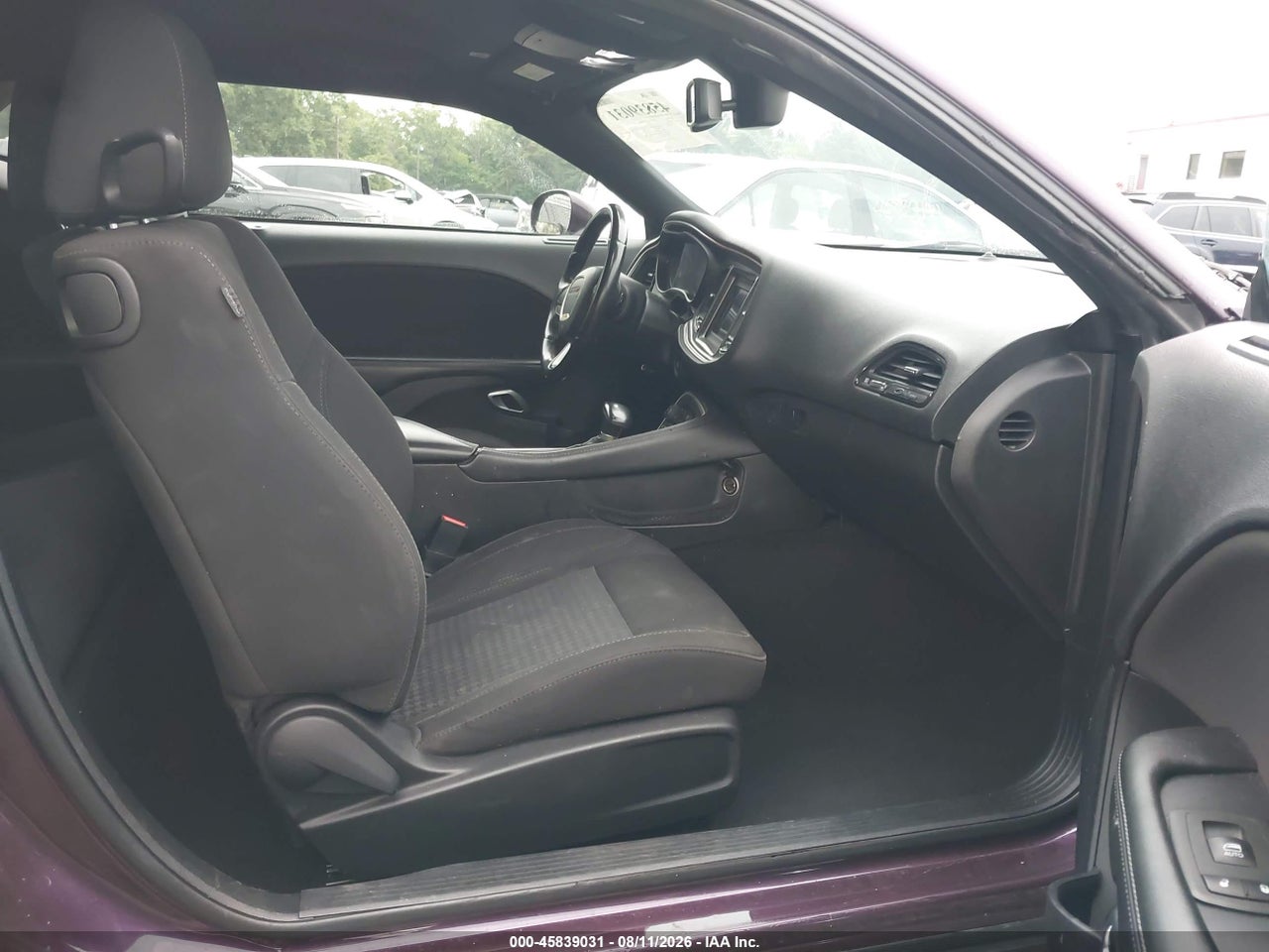 2020 DODGE CHALLENGER SXT · 5/11