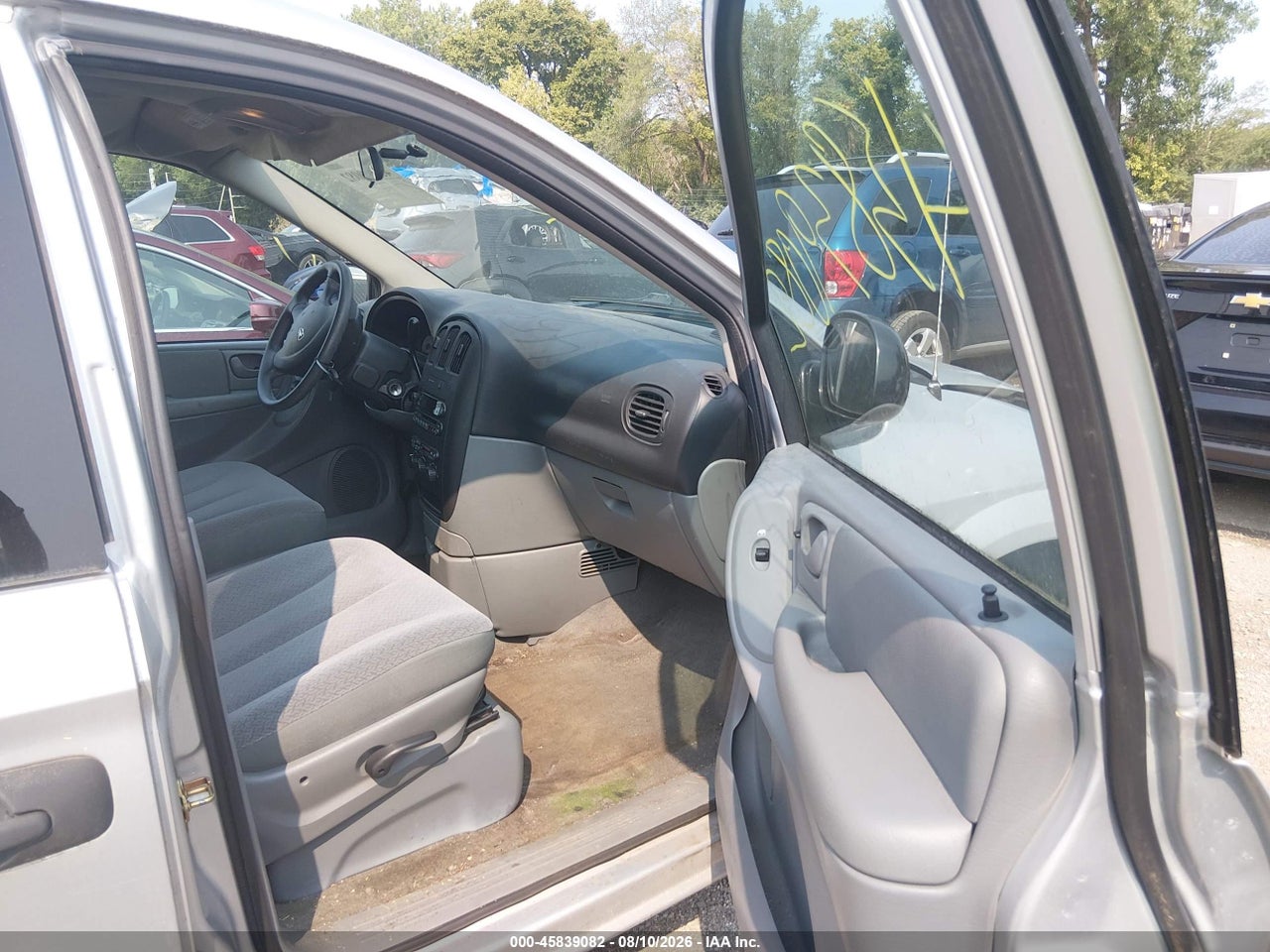 2006 DODGE GRAND CARAVAN SE · 5/11