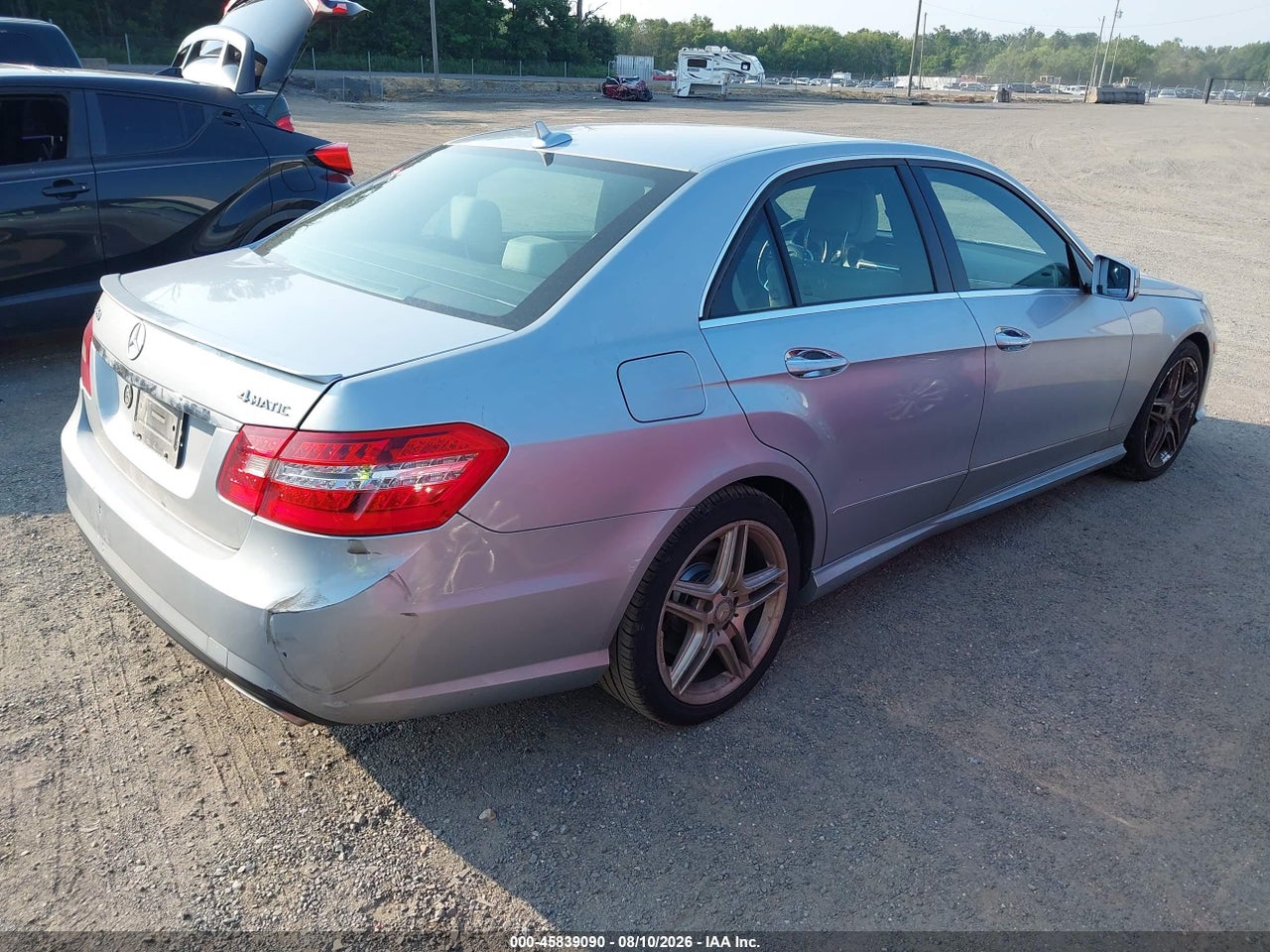 2013 MERCEDES-BENZ E 550 4MATIC · 4/11