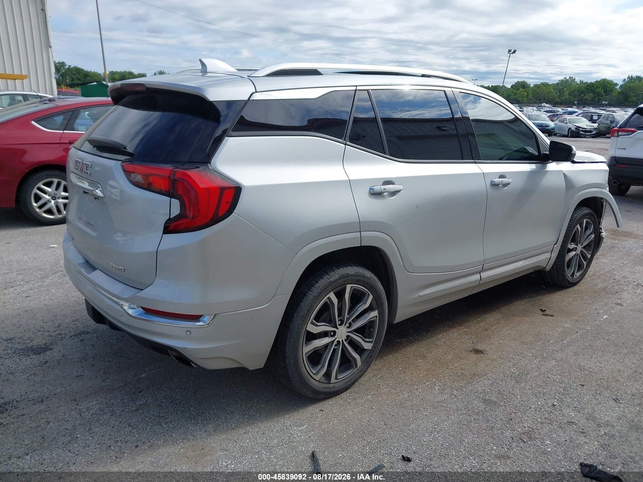 2020 GMC TERRAIN DENALI · 4/11