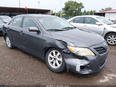 4T4BF3EK6BR****** · 2011 TOYOTA CAMRY LE