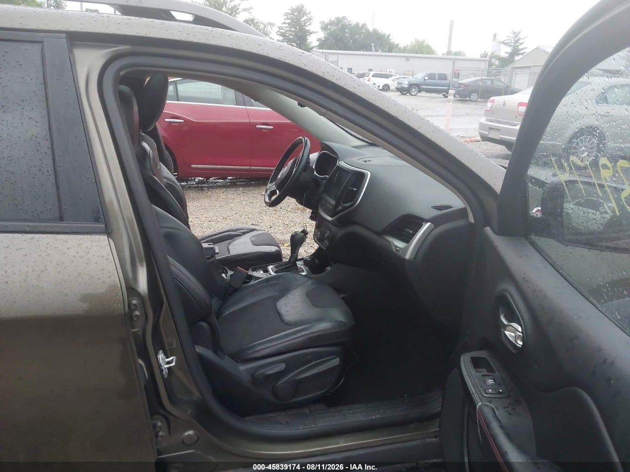2015 JEEP CHEROKEE TRAILHAWK · 5/11