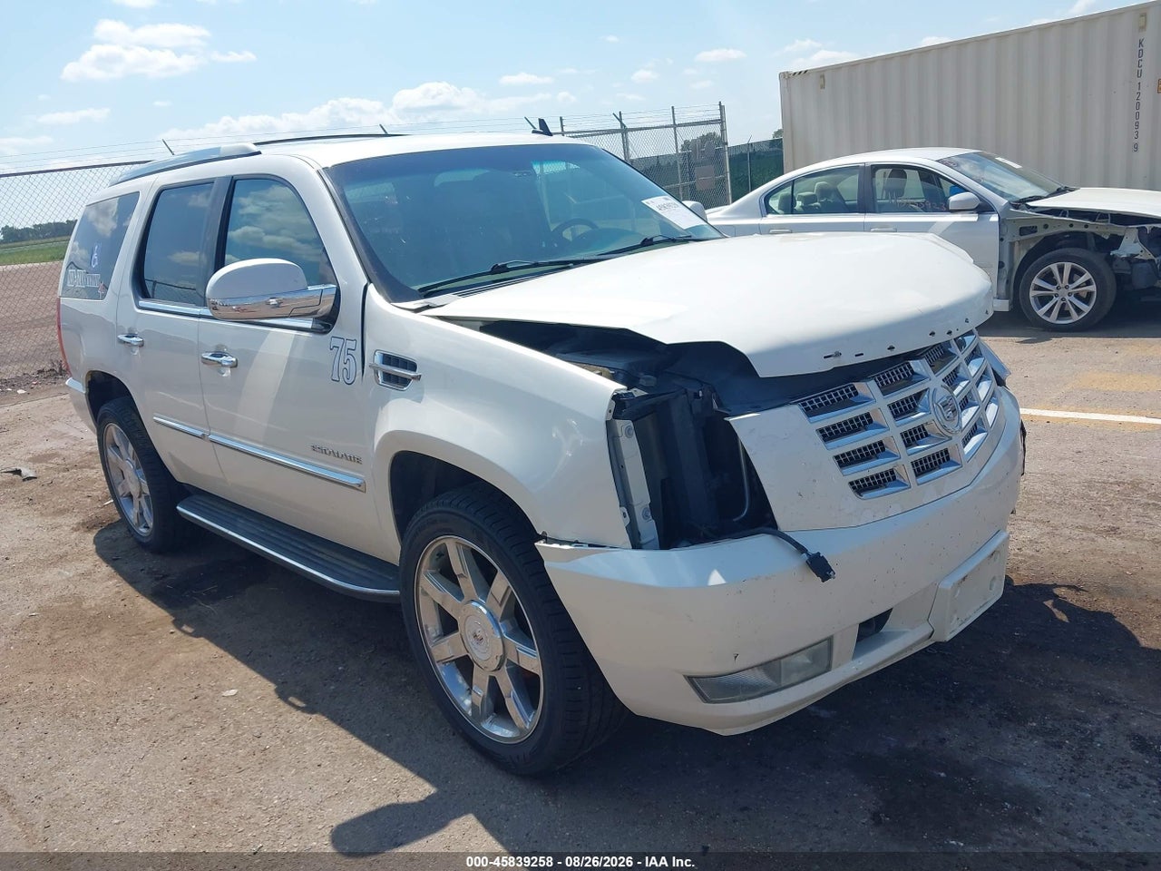 1GYUKBEFXAR****** · 2010 CADILLAC ESCALADE LUXURY