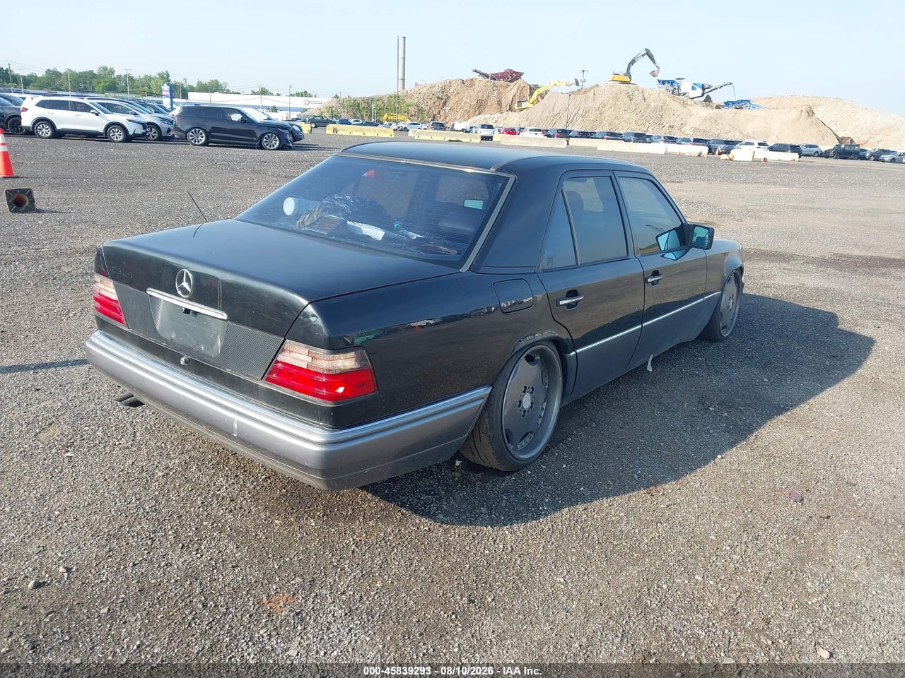 1994 MERCEDES-BENZ E 320 · 4/11