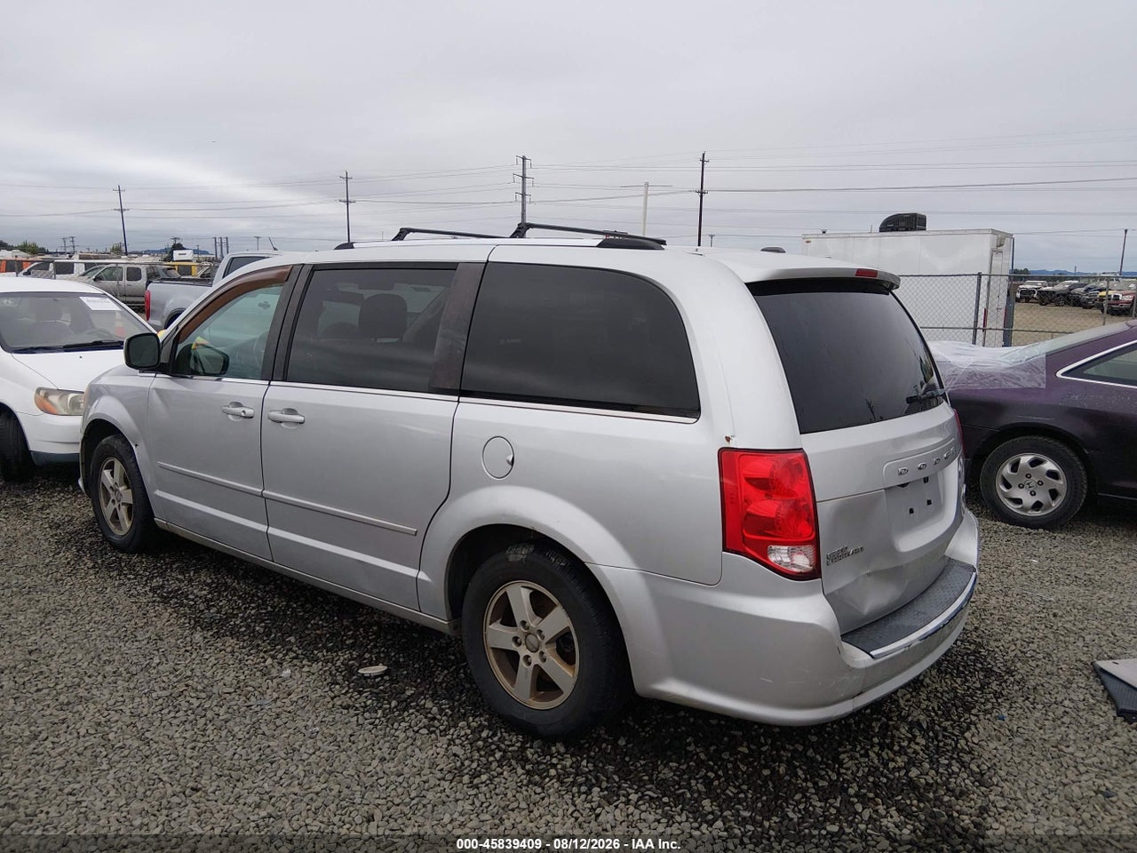 2D4RN5DGXBR****** · 2011 DODGE GRAND CARAVAN CREW · 3/11
