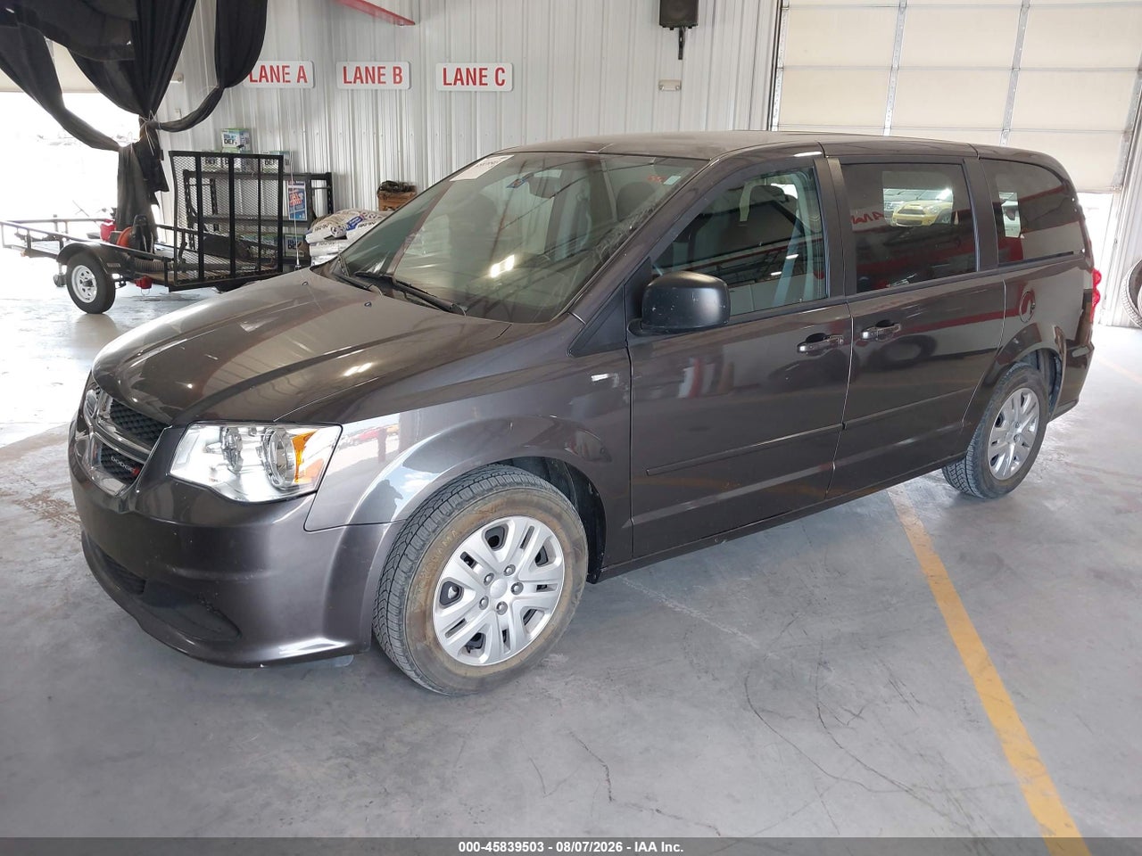 2017 DODGE GRAND CARAVAN SE · 2/11