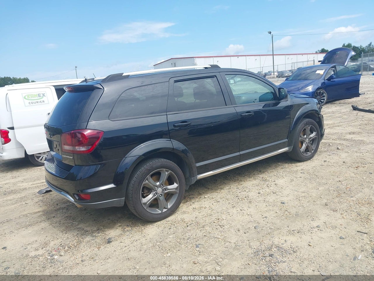 2016 DODGE JOURNEY CROSSROAD PLUS · 4/11