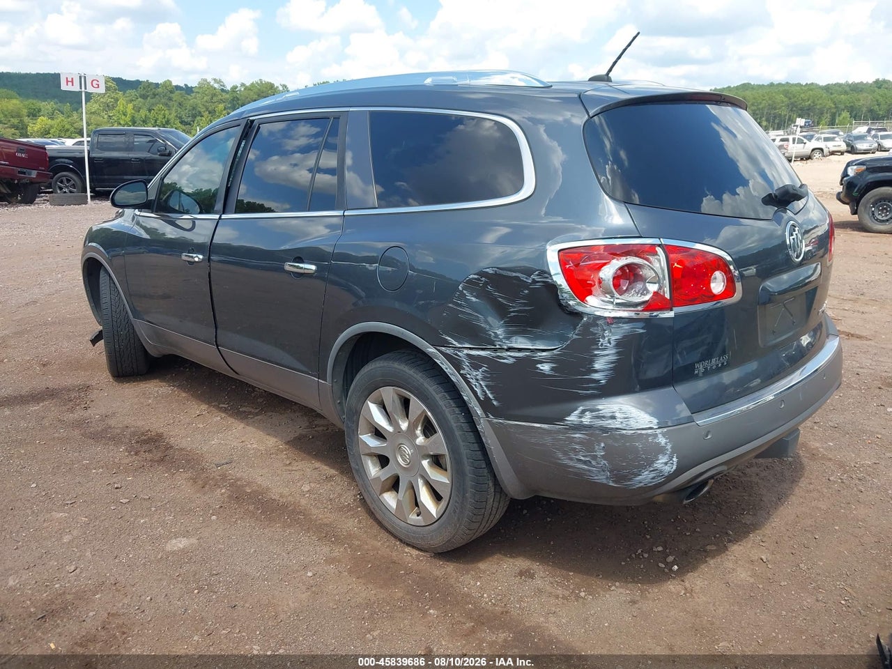 2011 BUICK ENCLAVE 2XL · 3/11