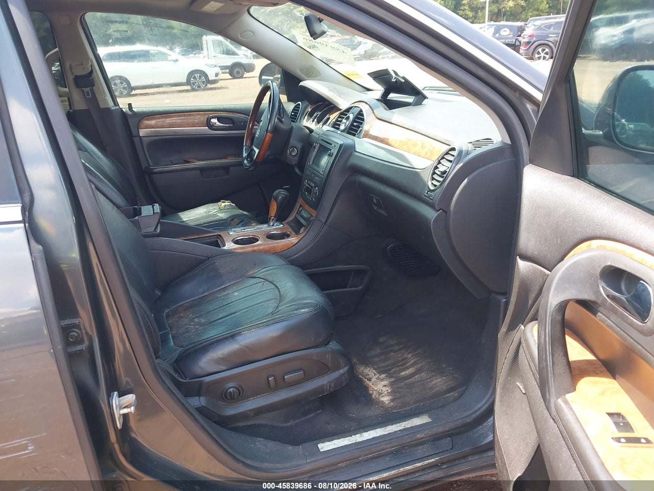 2011 BUICK ENCLAVE 2XL · 5/11