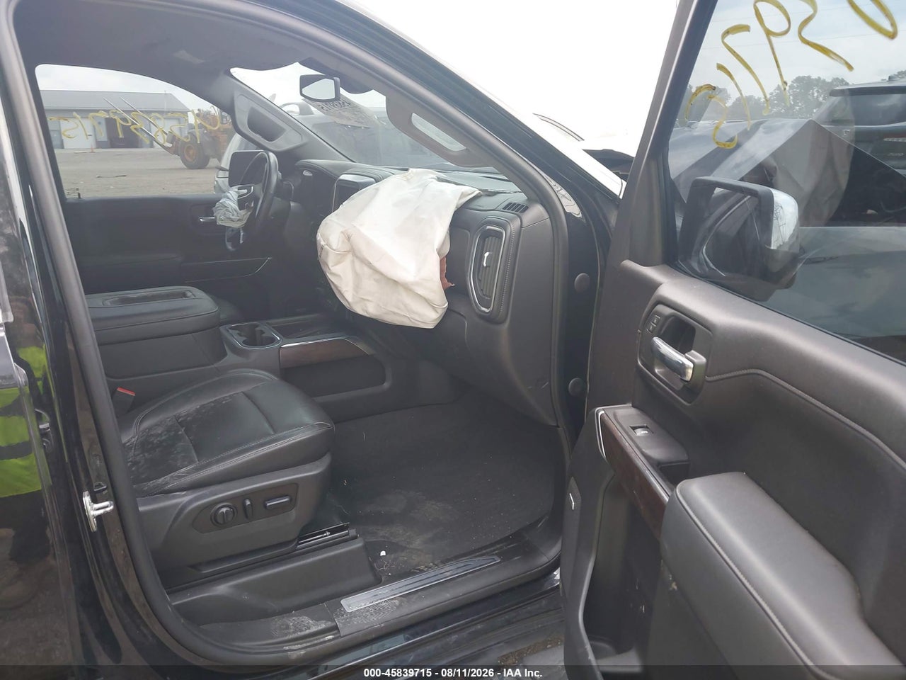 2020 GMC SIERRA 1500 4WD  SHORT BOX SLT · 5/10