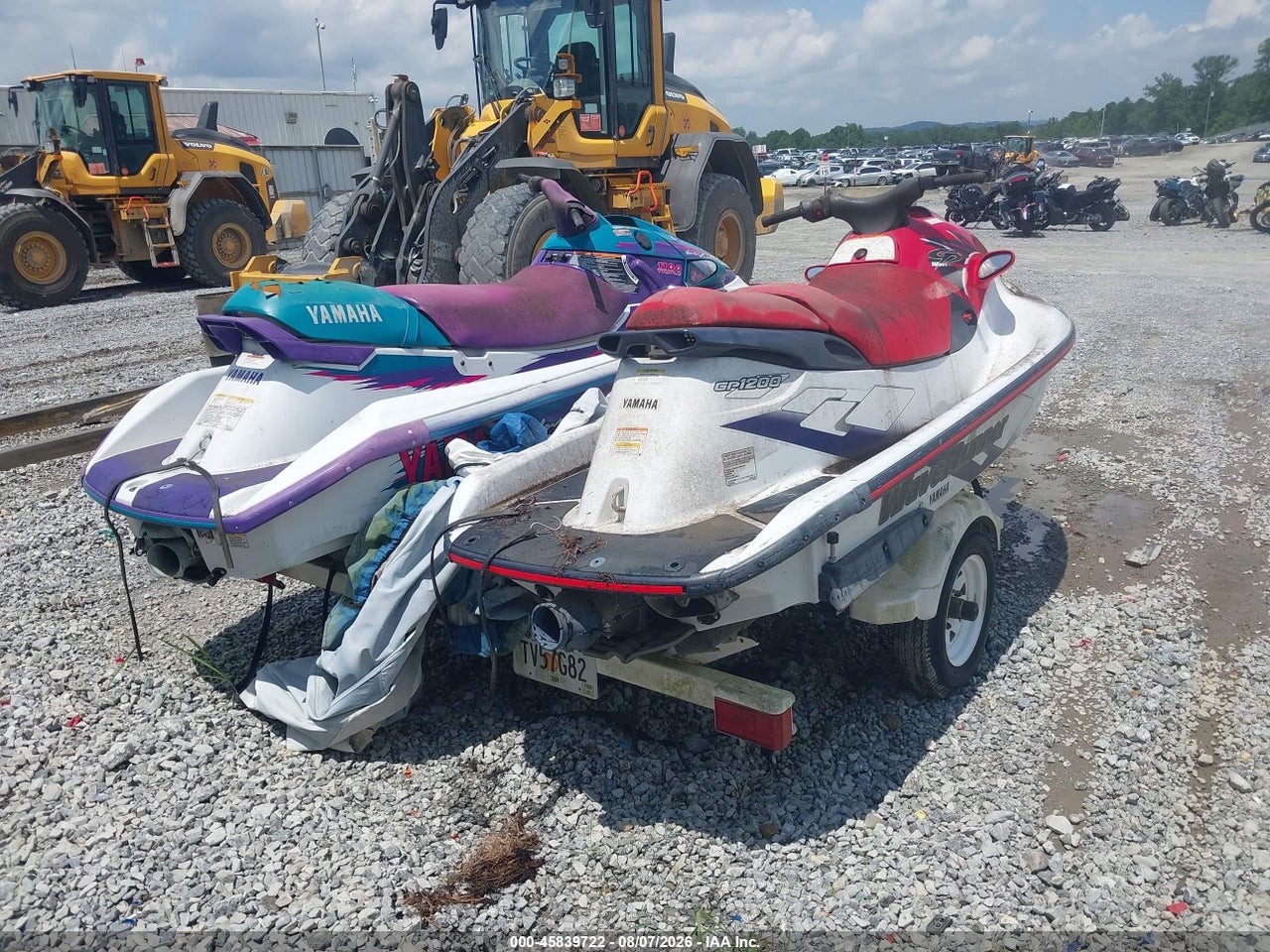 1998 YAMAHA WAVERUNNER · 4/10