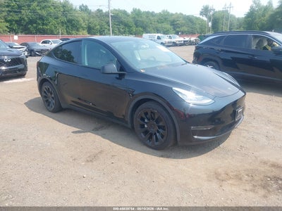 5YJYGAEE2MF****** · 2021 TESLA MODEL Y LONG RANGE DUAL MOTOR ALL-WHEEL DRIVE