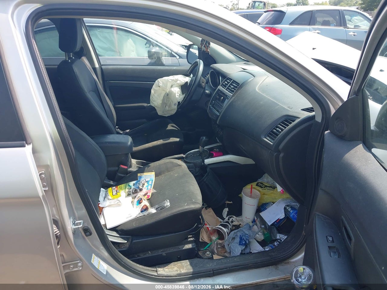2014 MITSUBISHI OUTLANDER SPORT ES · 5/10