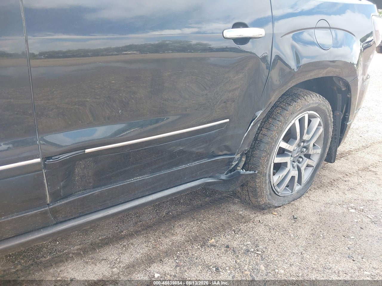 2013 GMC ACADIA DENALI · 6/11