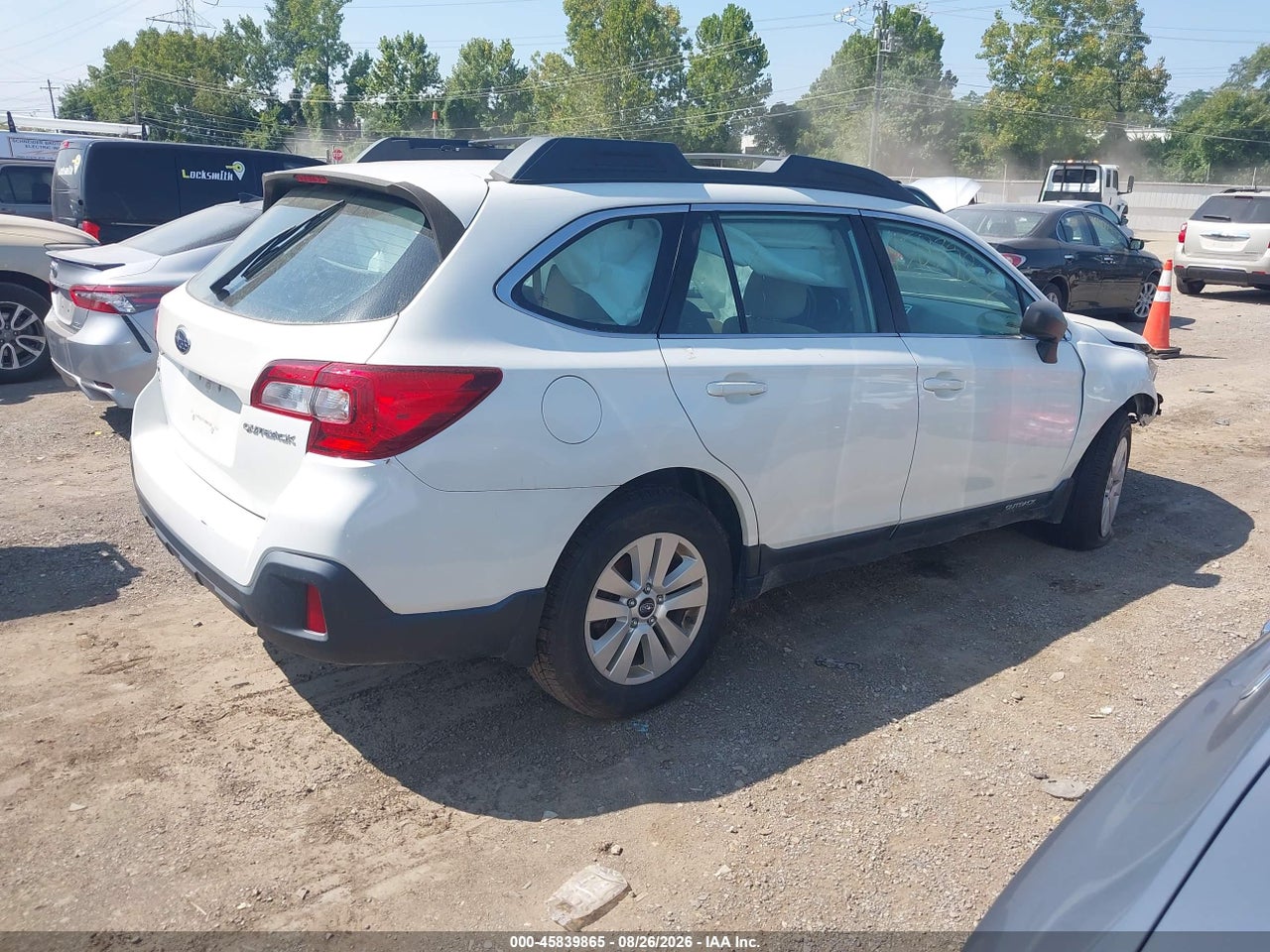 2018 SUBARU OUTBACK 2.5I · 4/11