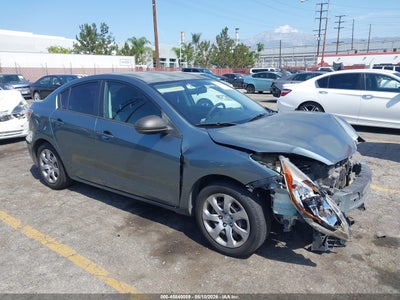JM1BL1UG1C1****** · 2012 MAZDA MAZDA3 I SPORT