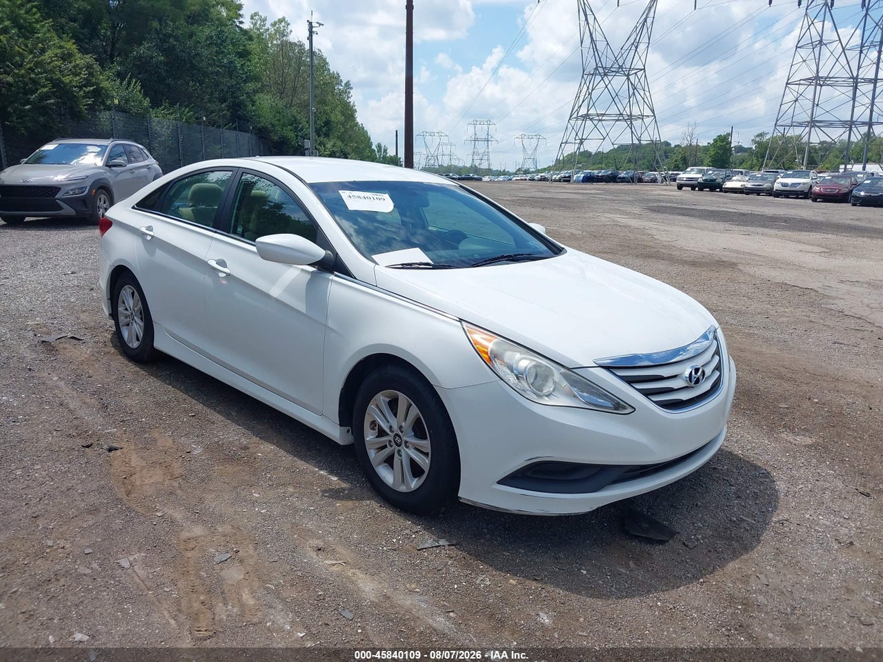 5NPEB4AC8EH****** · 2014 HYUNDAI SONATA GLS