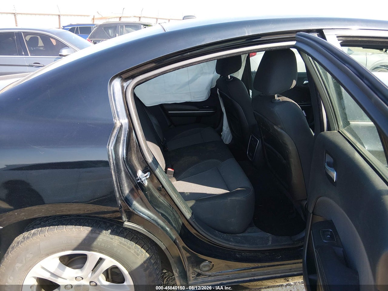2018 DODGE CHARGER SXT RWD · 8/11