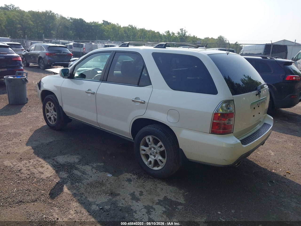 2HNYD18815H****** · 2005 ACURA MDX   · 3/11