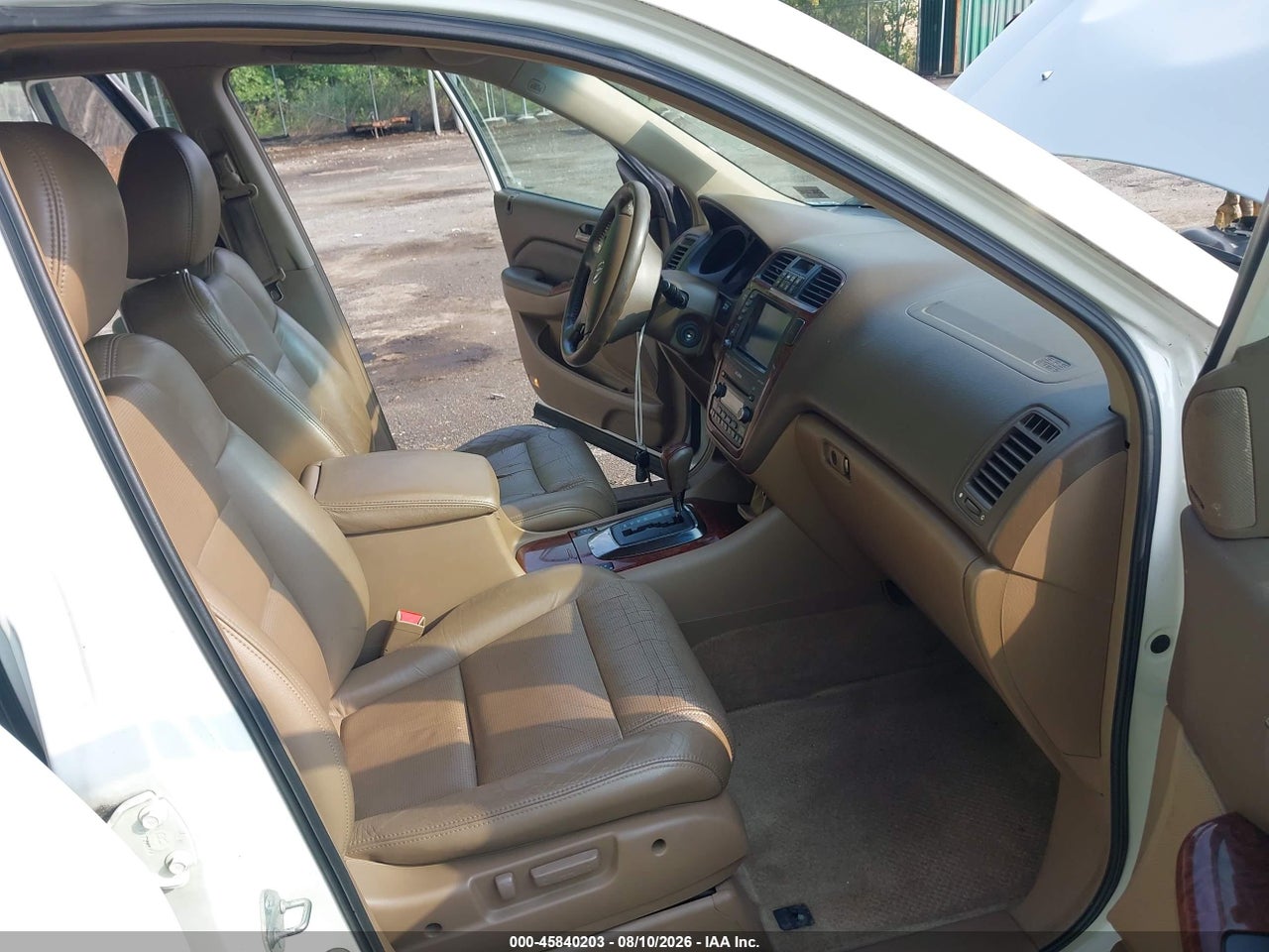 2HNYD18815H****** · 2005 ACURA MDX   · 5/11