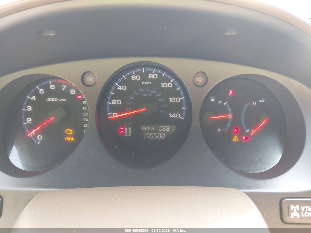 2HNYD18815H****** · 2005 ACURA MDX   · 7/11