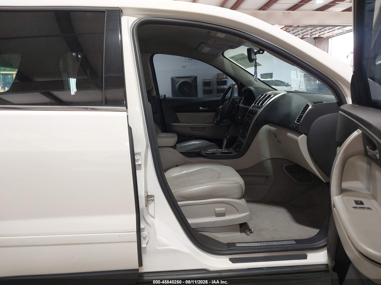 2010 GMC ACADIA SLT-1 · 5/11