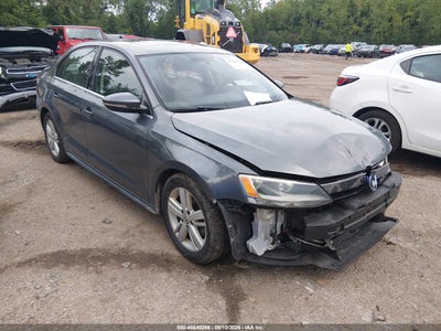 2013 VOLKSWAGEN JETTA HYBRID SEL