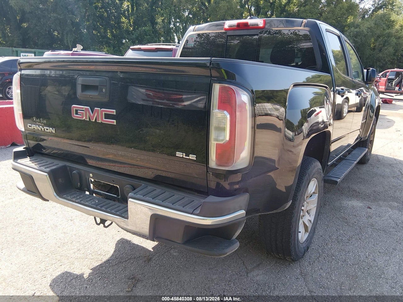 2016 GMC CANYON 2WD SLE · 4/11
