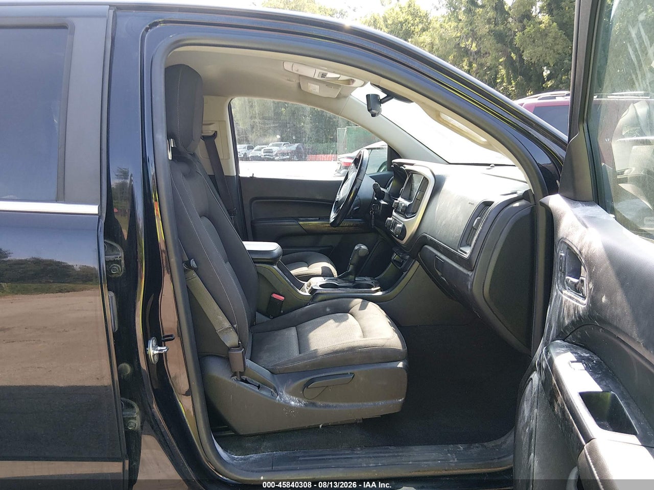 2016 GMC CANYON 2WD SLE · 5/11
