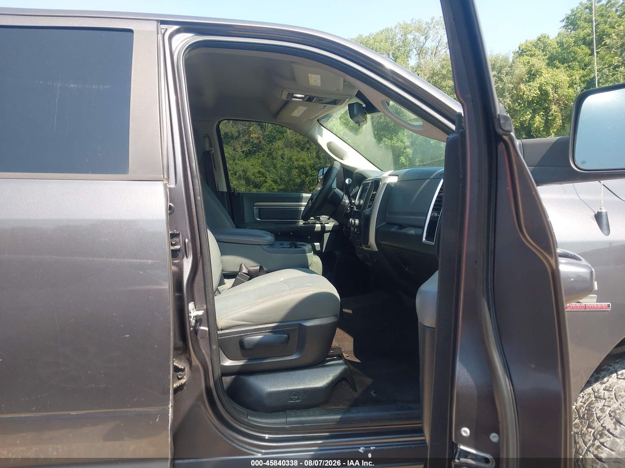 2015 RAM 2500 SLT · 5/11