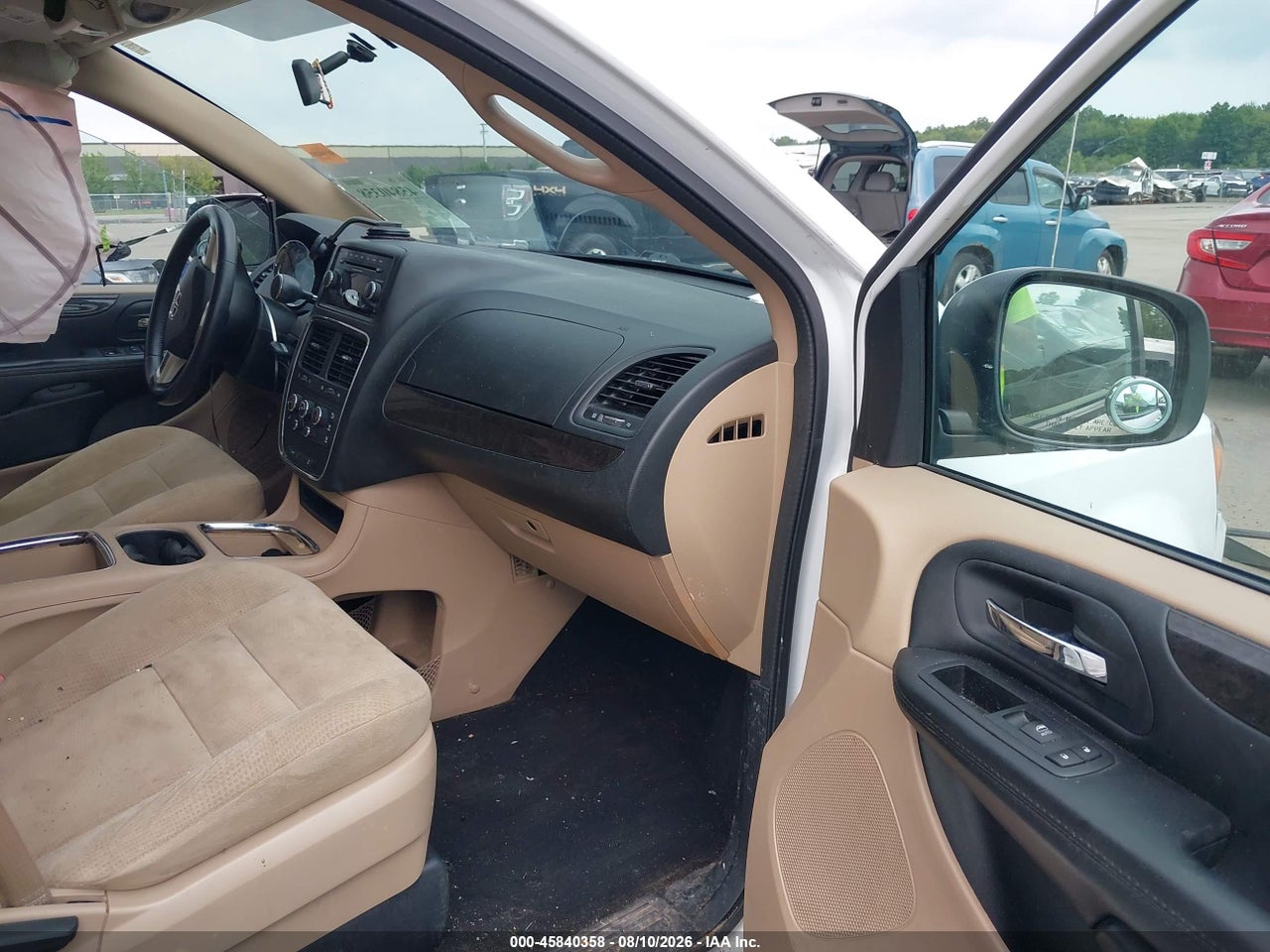 2016 DODGE GRAND CARAVAN SXT · 5/11