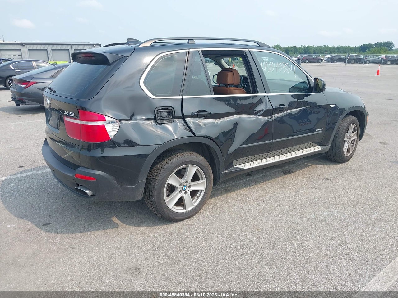 2010 BMW X5 XDRIVE48I · 4/11