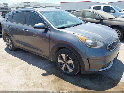 KNDCB3LC4H5****** · 2017 KIA NIRO LX