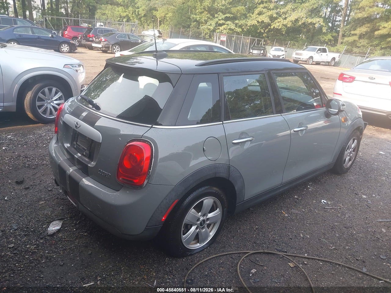 2015 MINI HARDTOP COOPER · 4/11