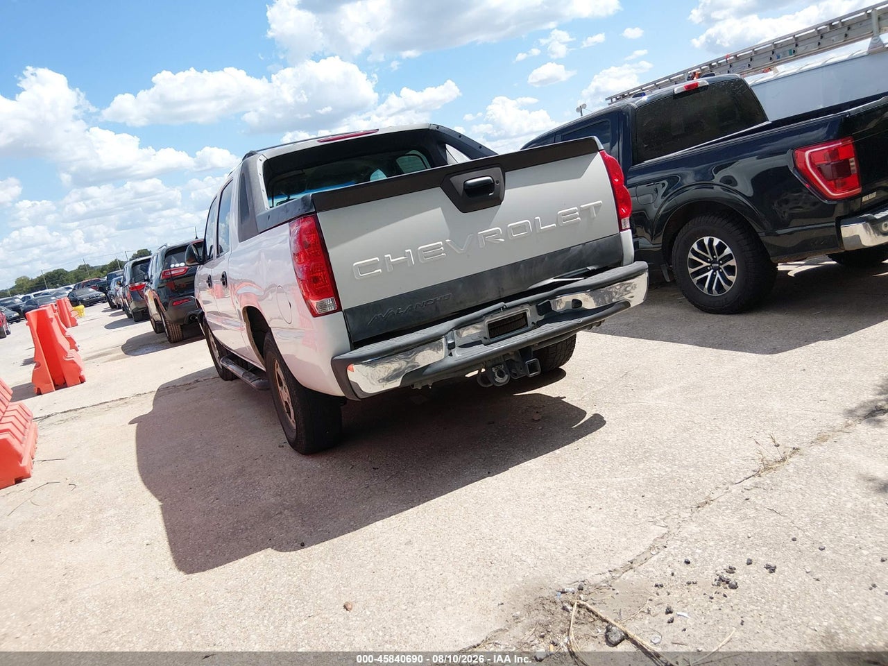 2004 CHEVROLET AVALANCHE 1500   · 3/11