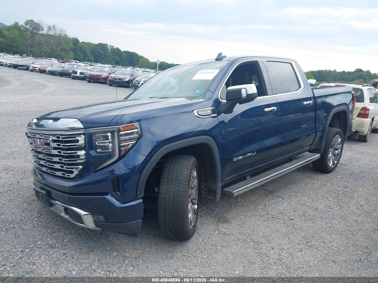2023 GMC SIERRA 1500 DENALI · 2/11