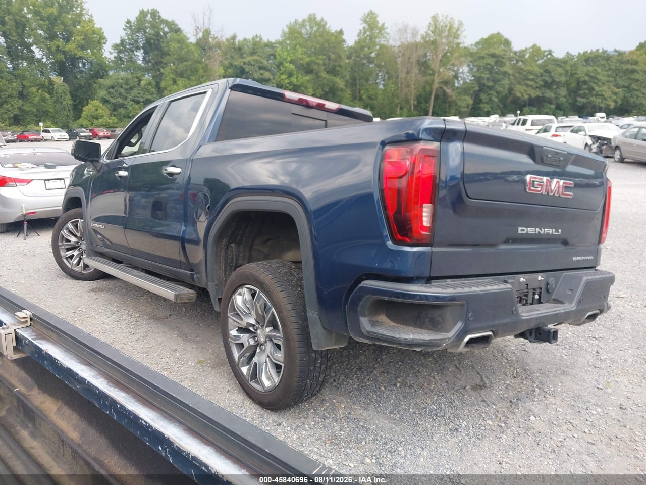 2023 GMC SIERRA 1500 DENALI · 3/11