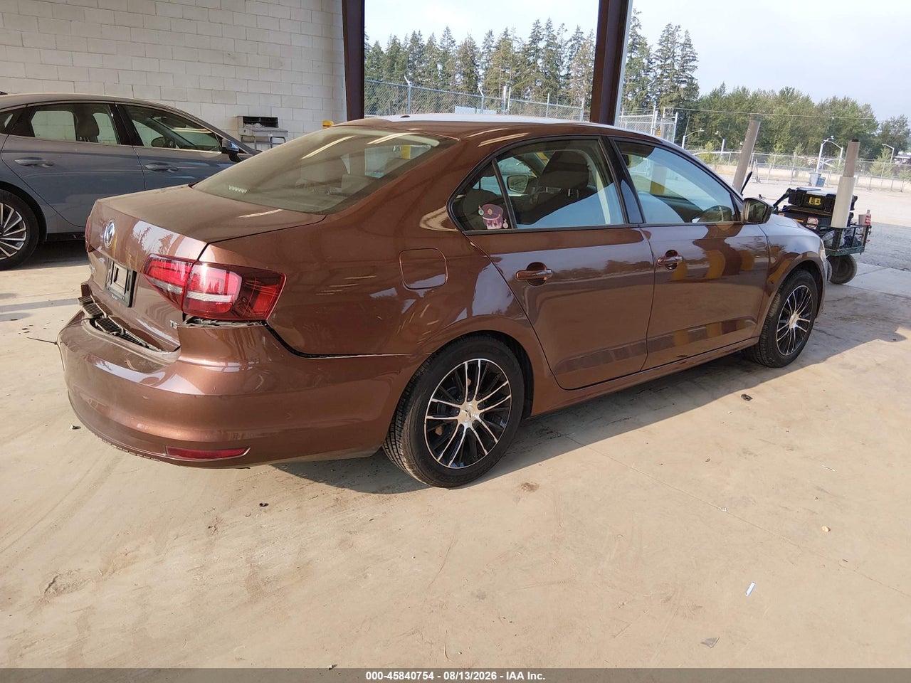 2016 VOLKSWAGEN JETTA 1.4T S · 4/11