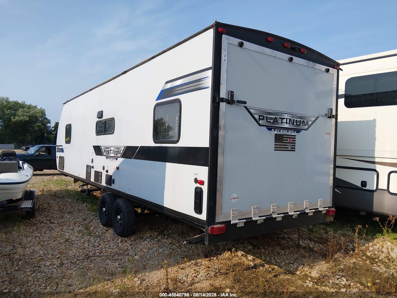 2021 FOREST RIVER PLATINUM · 3/11