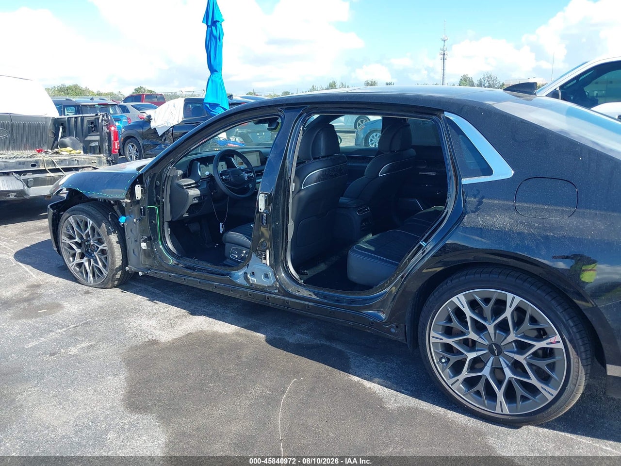 2025 GENESIS G90 3.5T E-SC AWD · 6/11