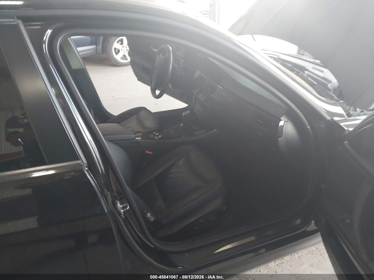 2011 BMW 328I XDRIVE · 5/11